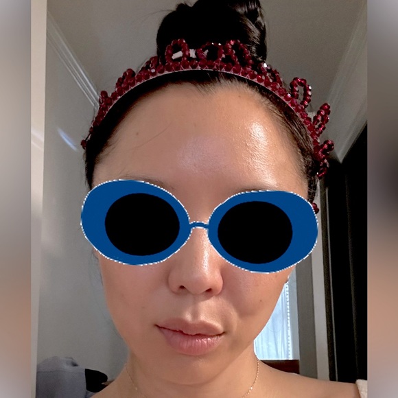 Simone Rocha Spring 2022 red bead scalloped crown headband - Picture 2 of 5